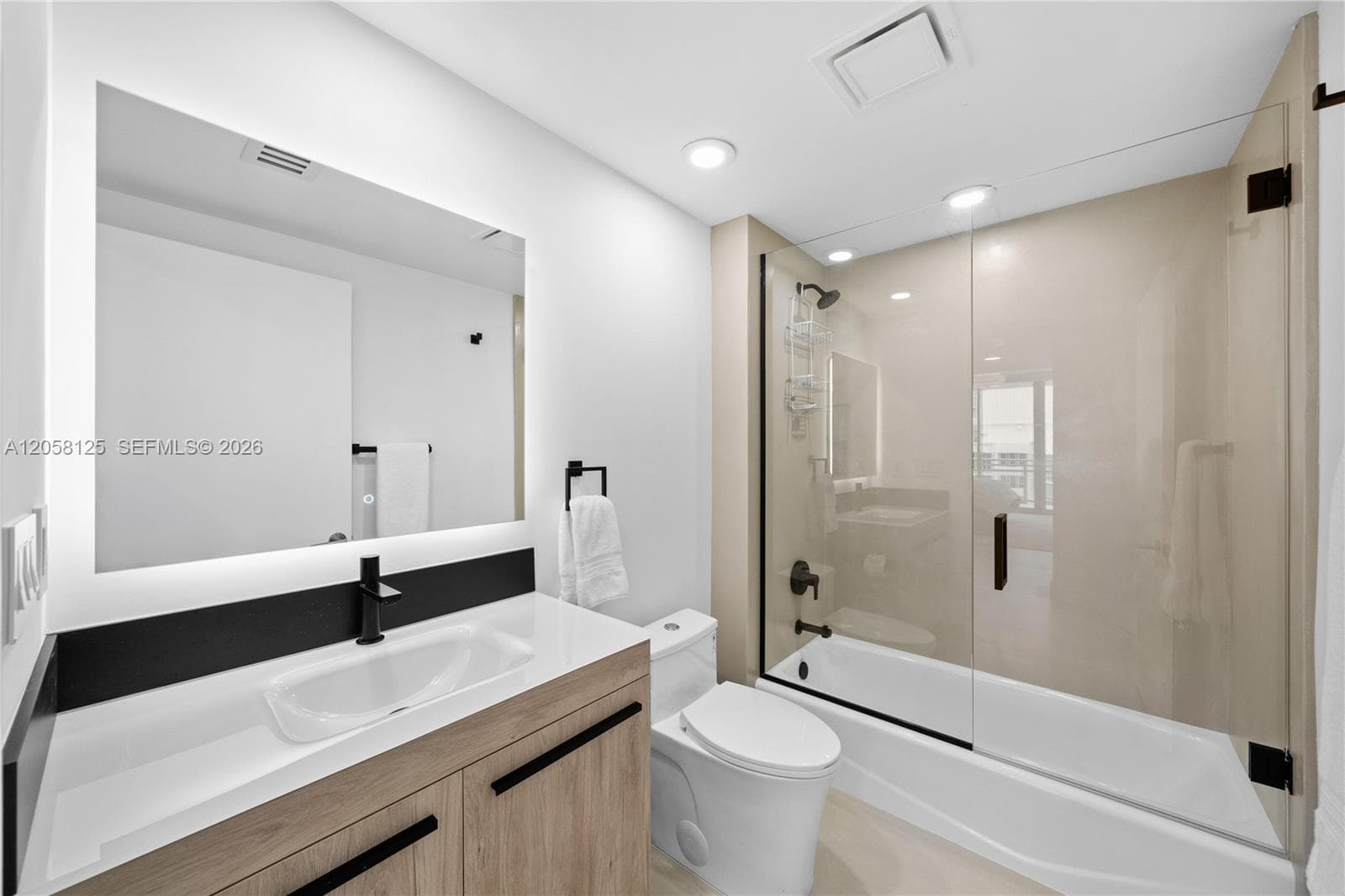 3535 S Ocean Dr 1506 photo 19