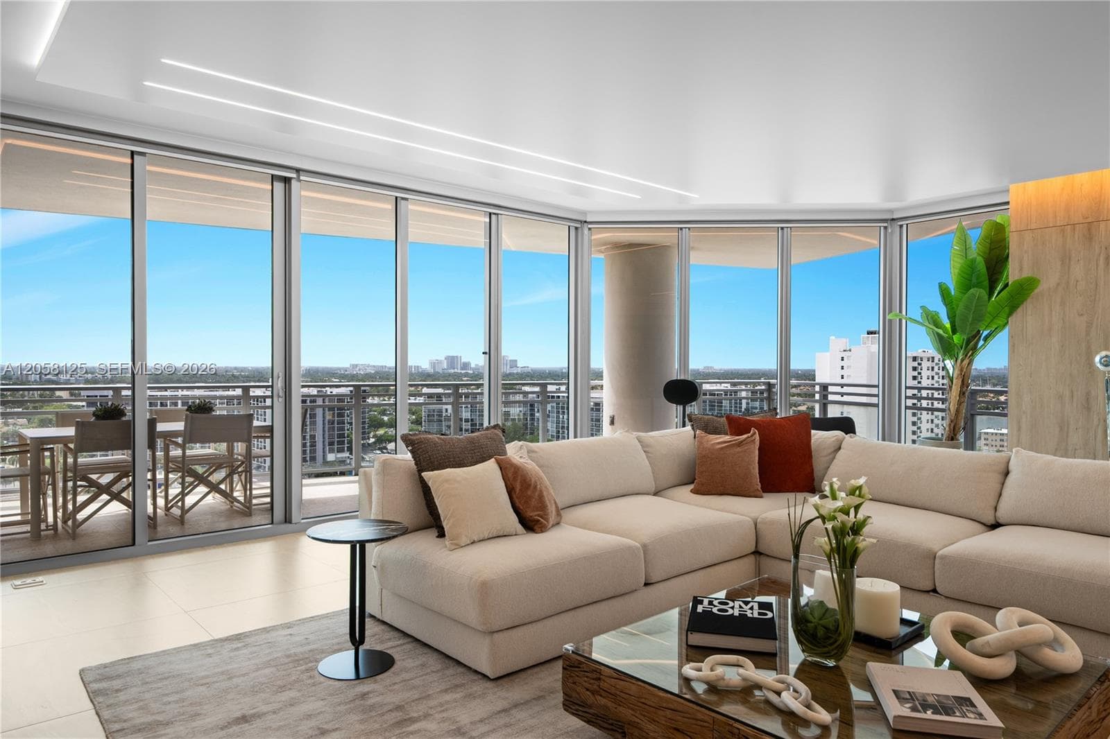 3535 S Ocean Dr 1506 photo 4