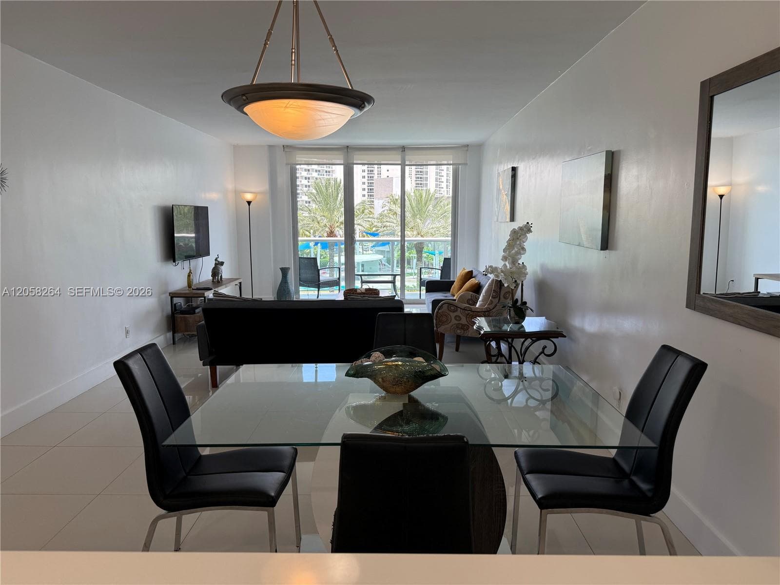 19370 Collins Ave 423 photo 6