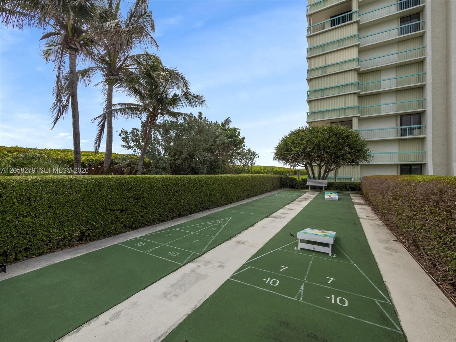 9940 S Ocean Dr 508 photo 17