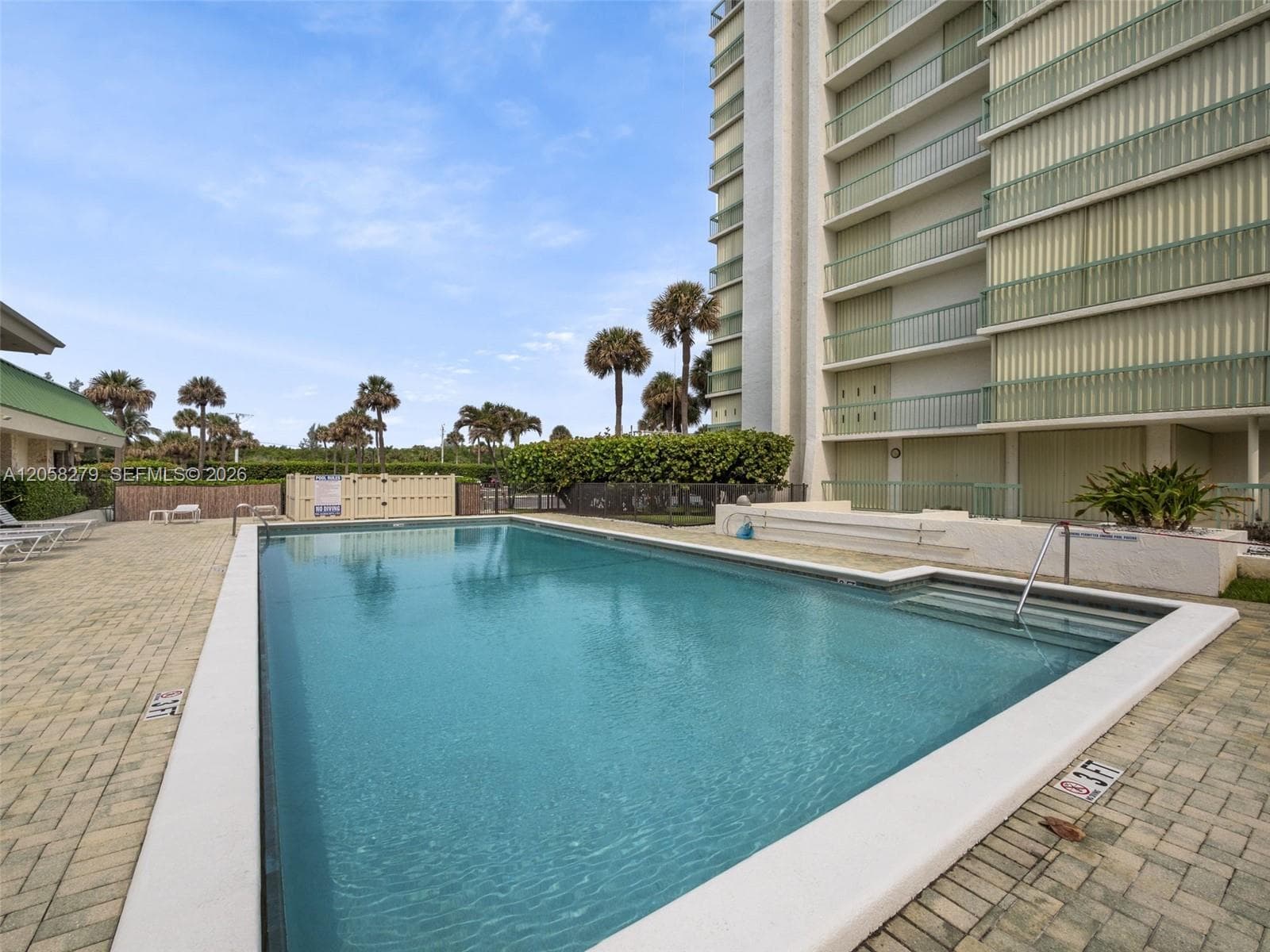 9940 S Ocean Dr 508 photo 15