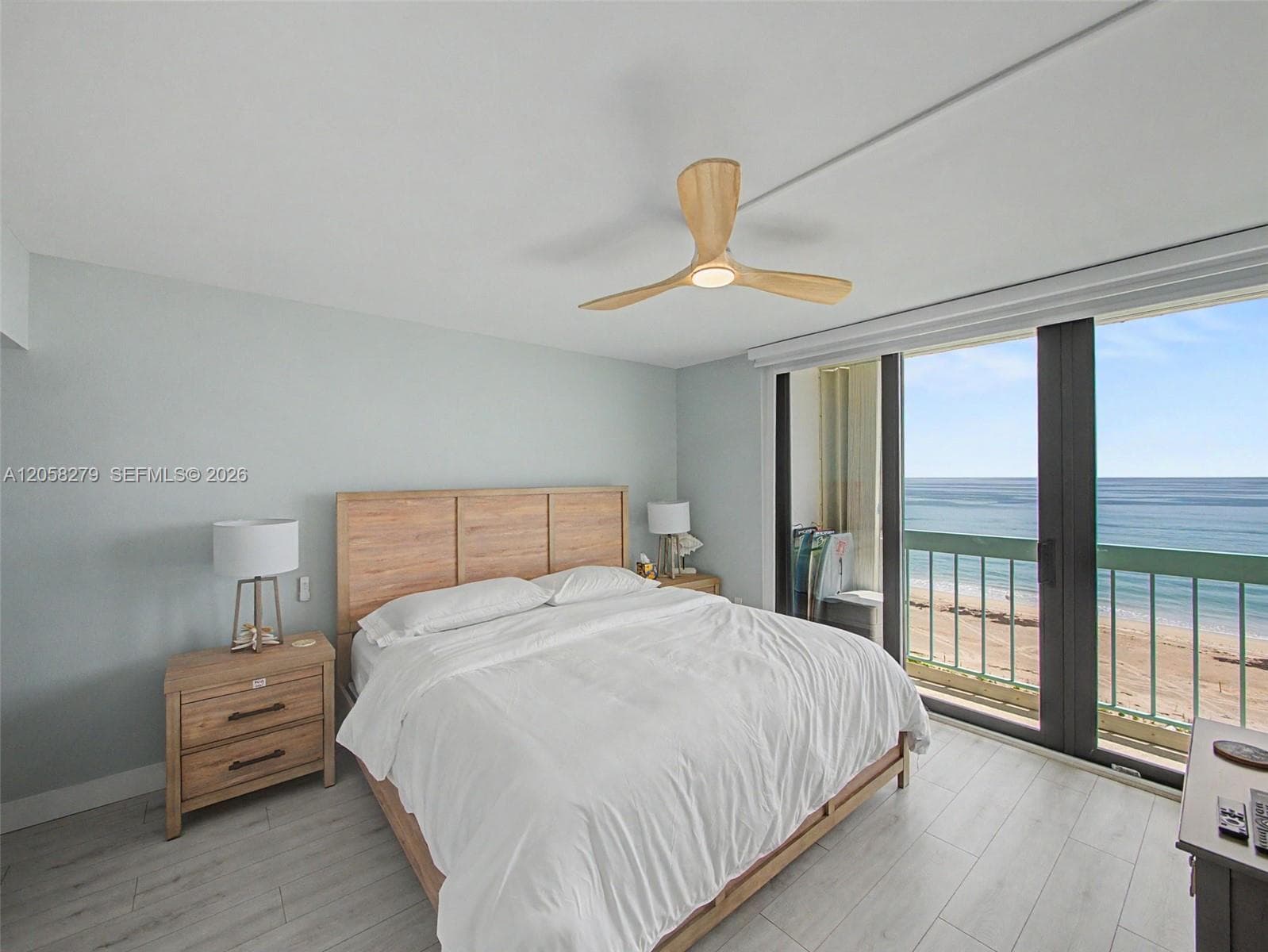 9940 S Ocean Dr 508 photo 8