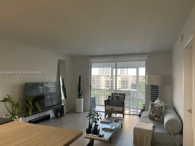 2855 Leonard Dr H511 photo 4
