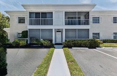 6457 BAY CLUB Drive 3 photo 2
