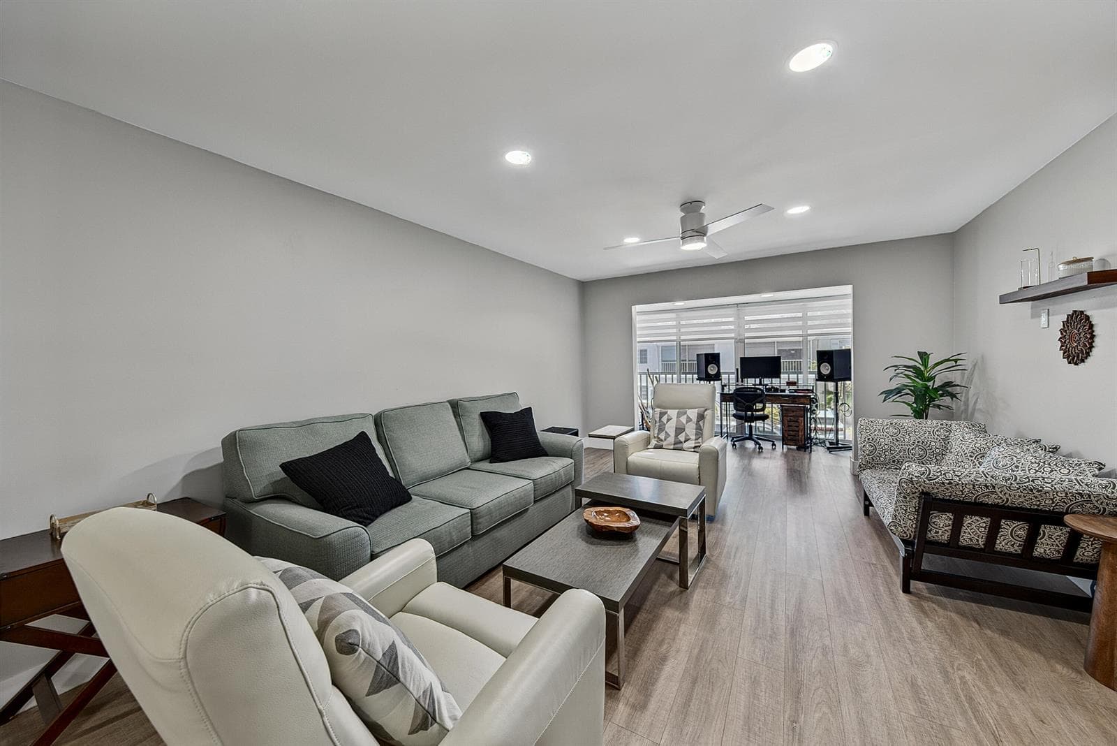 6457 BAY CLUB Drive 3 photo 3
