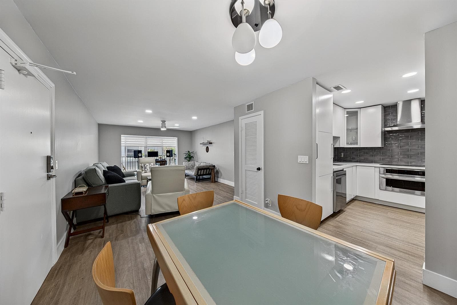 6457 BAY CLUB Drive 3 photo 10