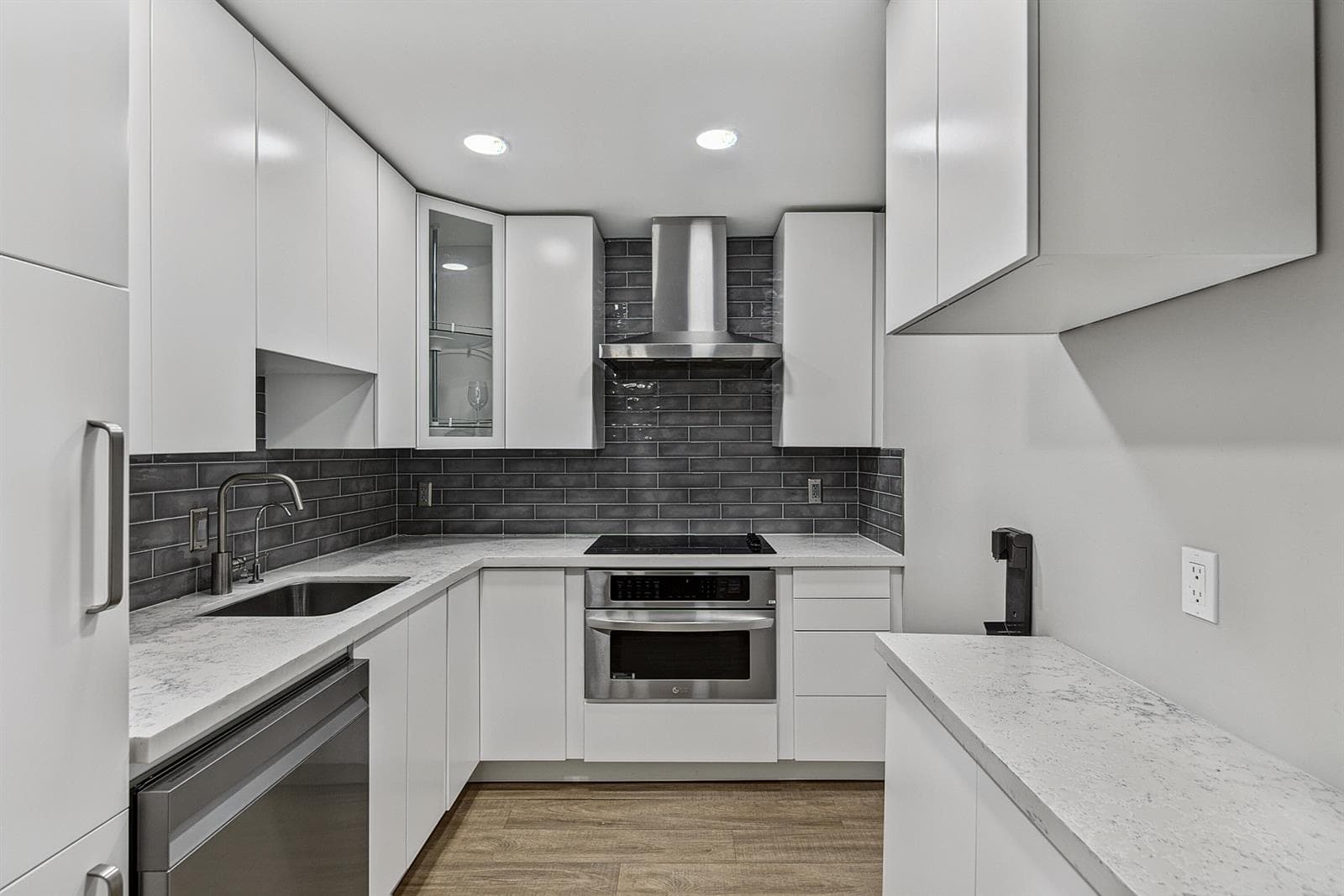 6457 BAY CLUB Drive 3 photo 14