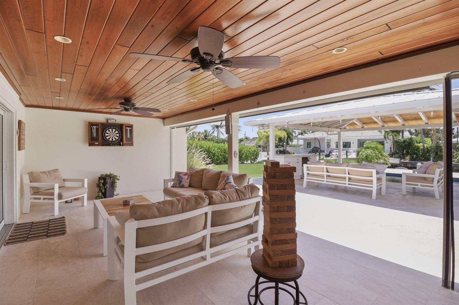 16 LEEWARD Circle photo 14