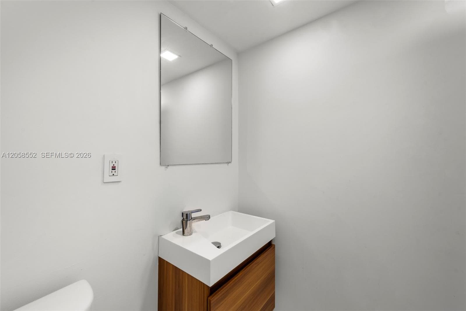 19390 Collins Ave 1519 photo 14