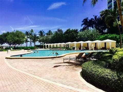 3000 S Ocean Dr 518 photo 10