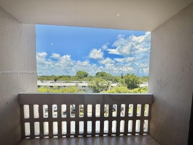 90 Edgewater Dr 515 photo 13