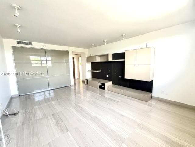 90 Edgewater Dr 515 photo 10