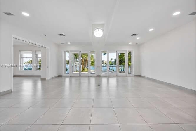621 N Mashta Drive photo 7