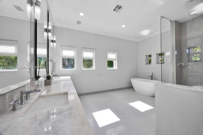 621 N Mashta Drive photo 19