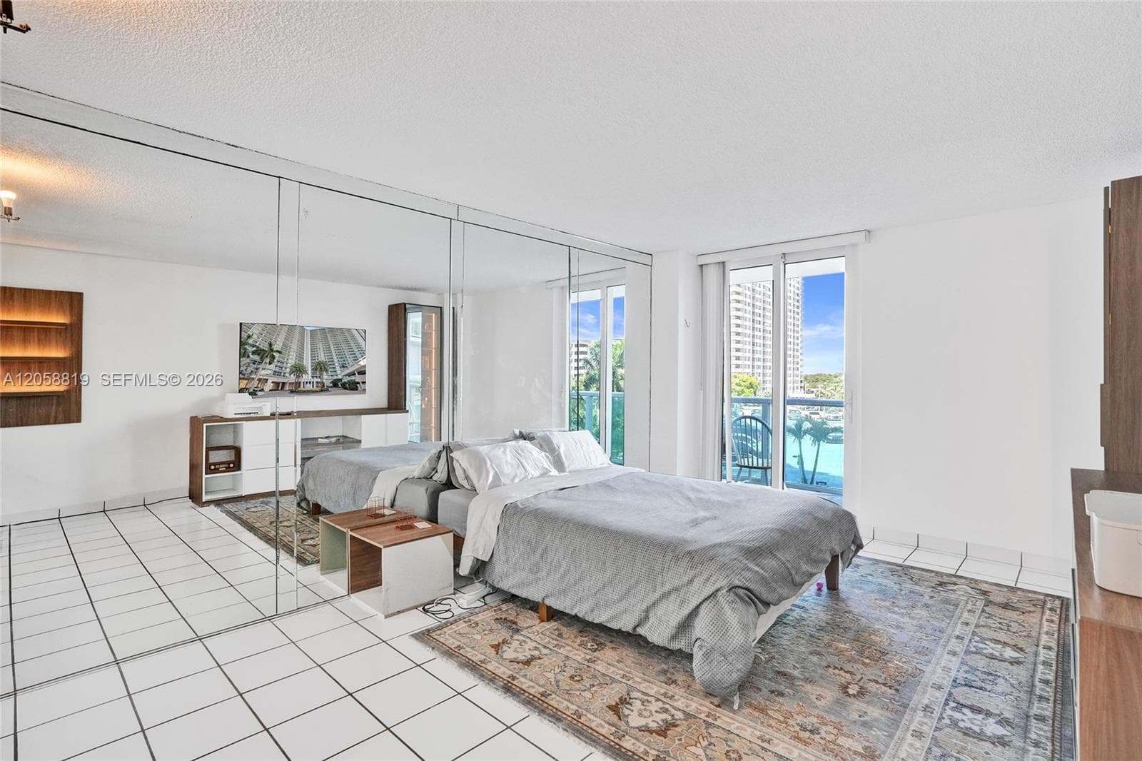 100 Bayview Dr 401 photo 23