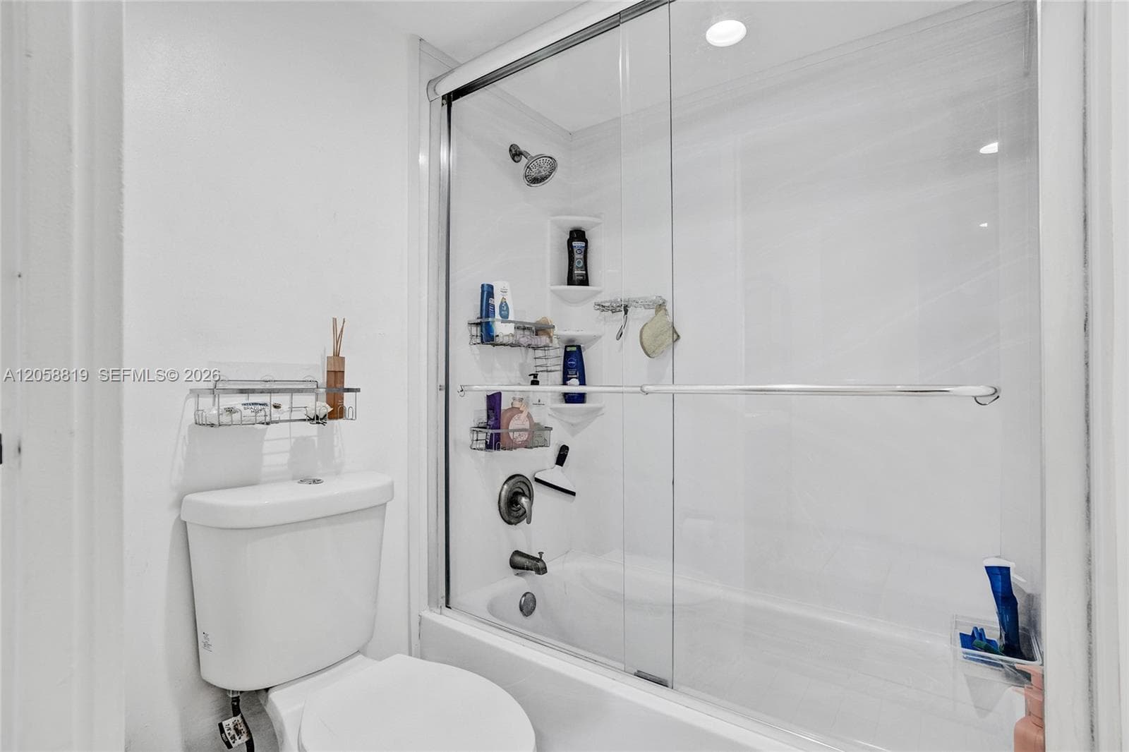 100 Bayview Dr 401 photo 20