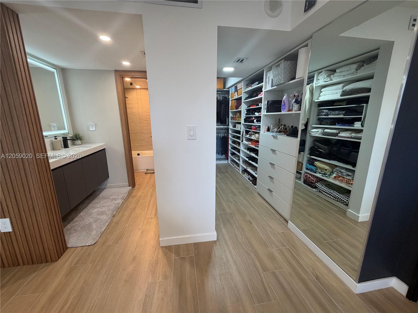3701 N Country Club Dr 1209 photo 24
