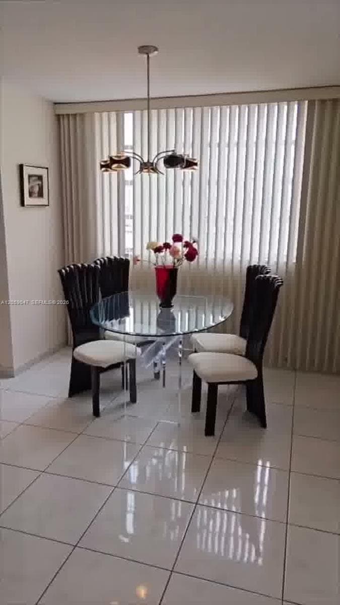 1849 S Ocean Dr 501 photo 2