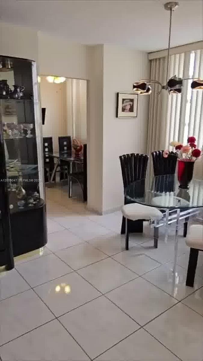 1849 S Ocean Dr 501 photo 3
