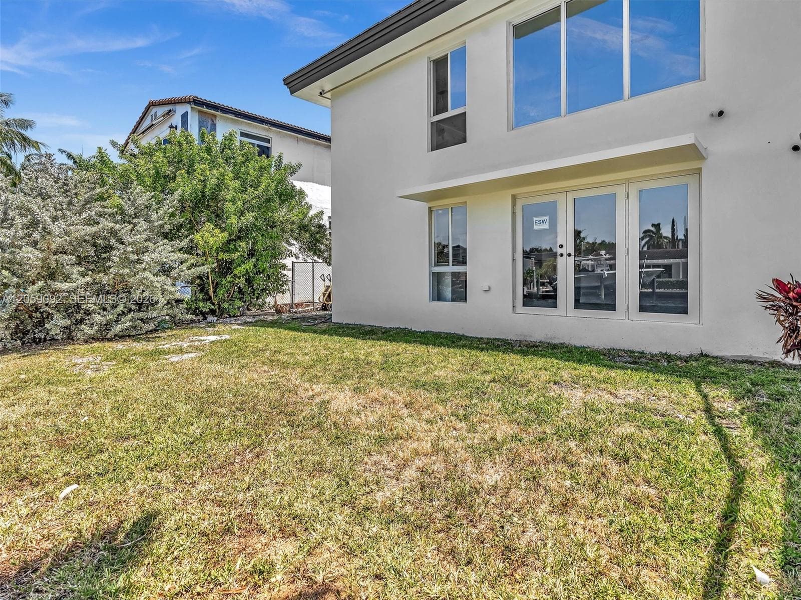 11900 N Bayshore Dr 205 photo 5