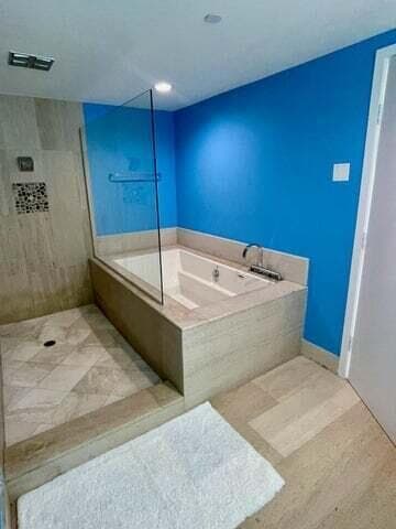 5875 COLLINS Avenue 1606 photo 7