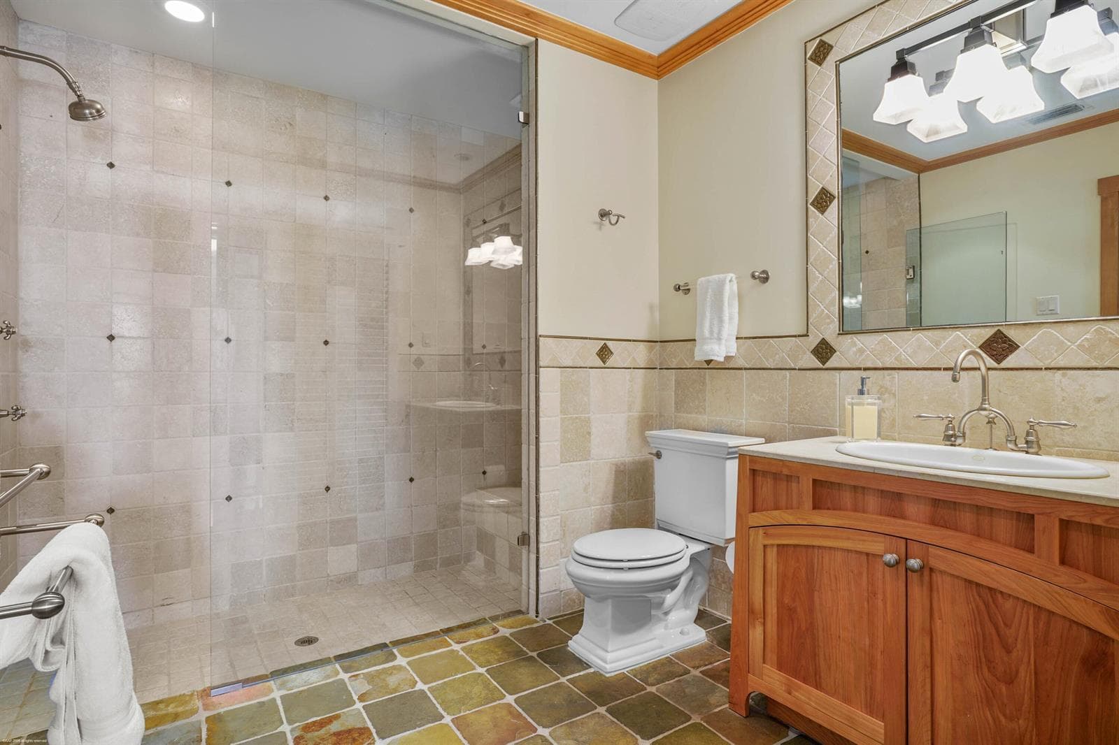 90 Lighthouse Drive photo 24