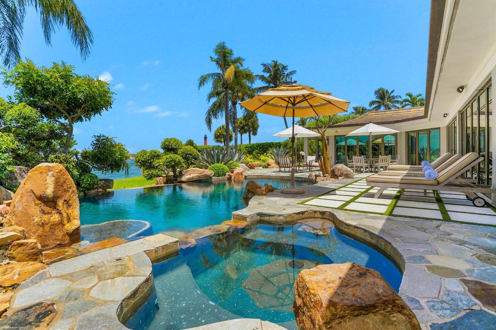 90 Lighthouse Drive photo 21