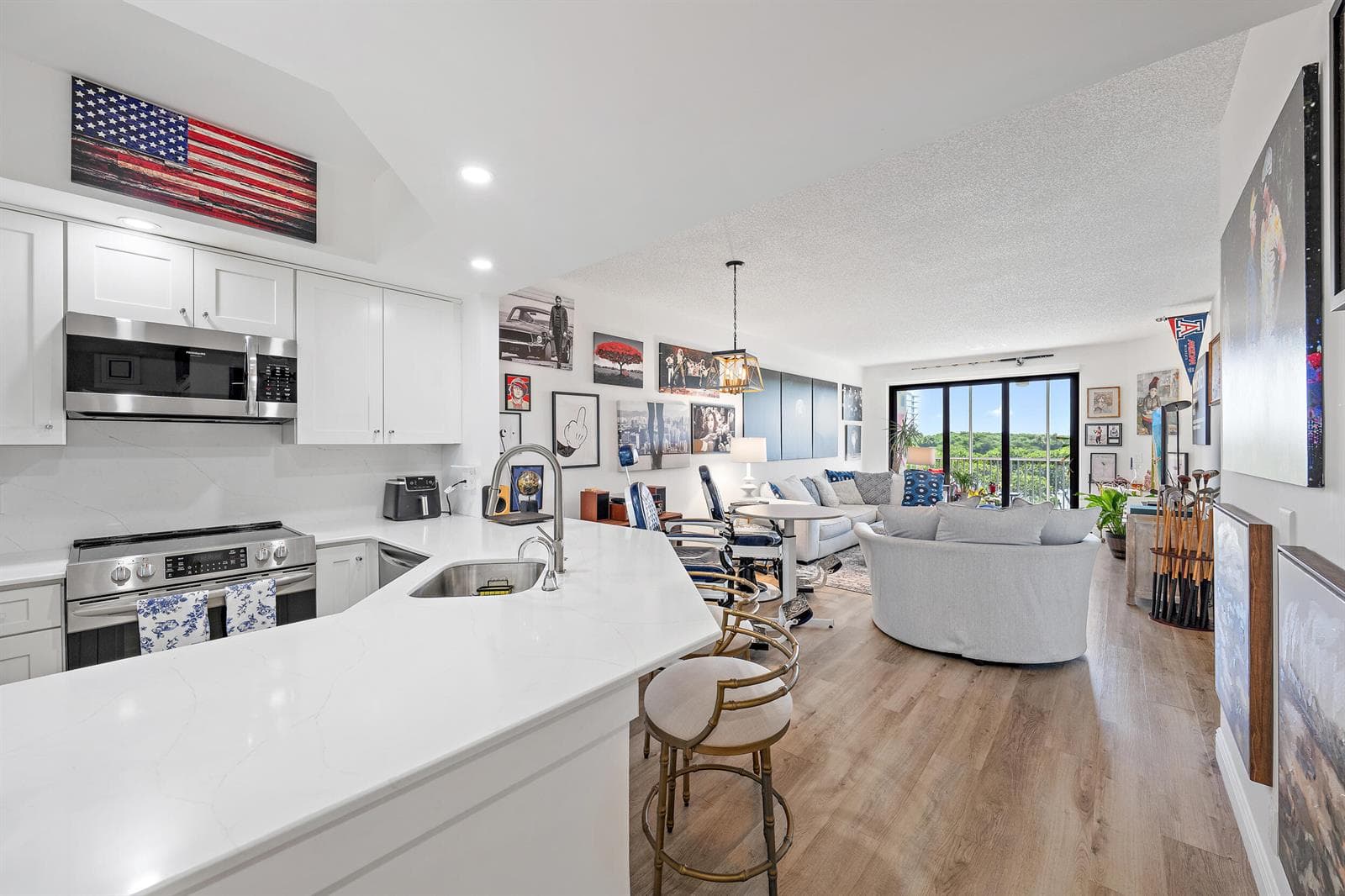 200 Waterway Road 208 photo 6