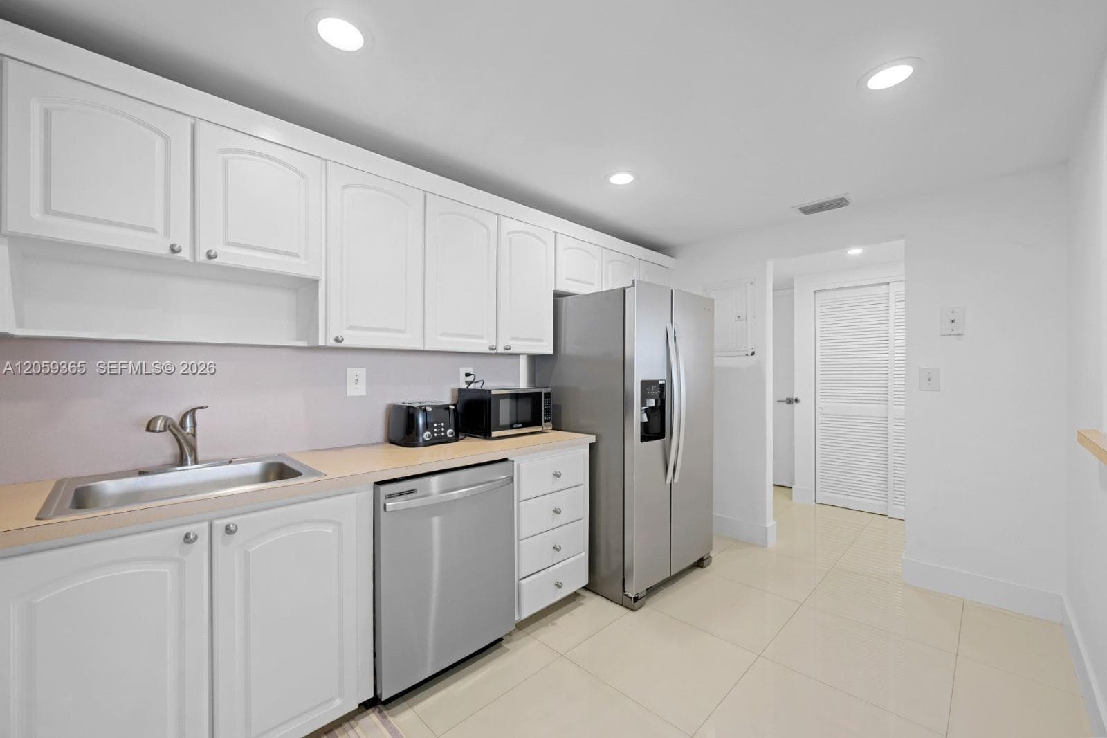 19370 Collins Ave 1622 photo 11