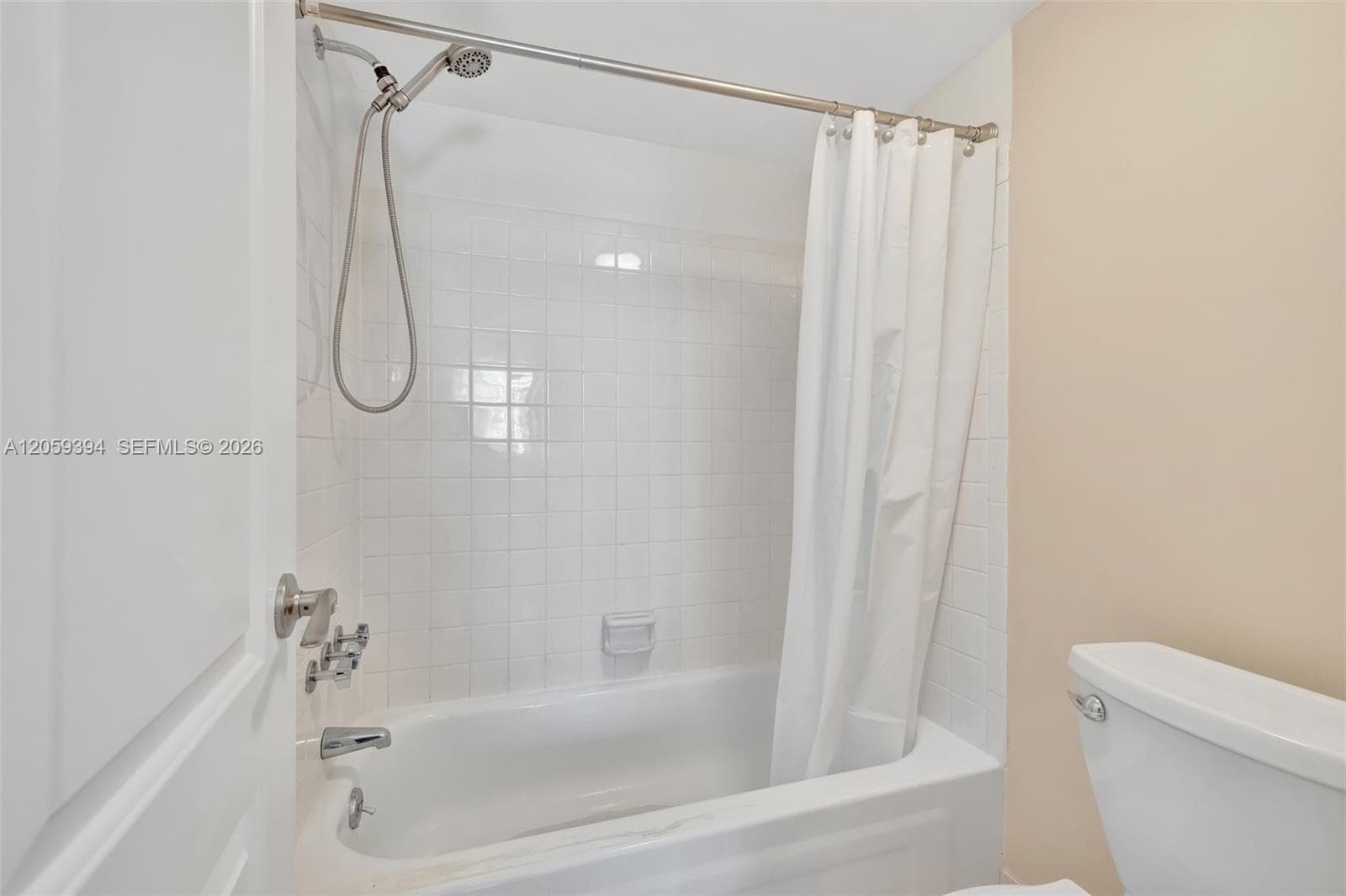 3113 S Ocean Dr 804 photo 25