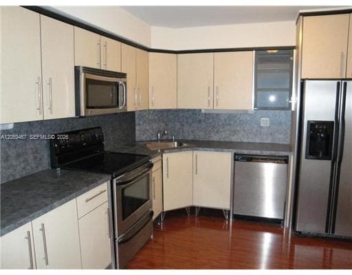 251 174th St 1612 photo 4
