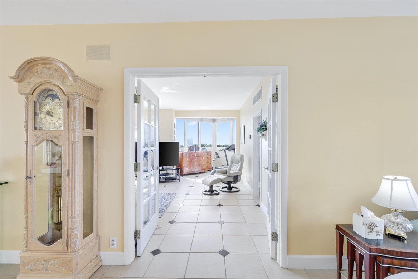 333 SUNSET Drive 501 photo 23