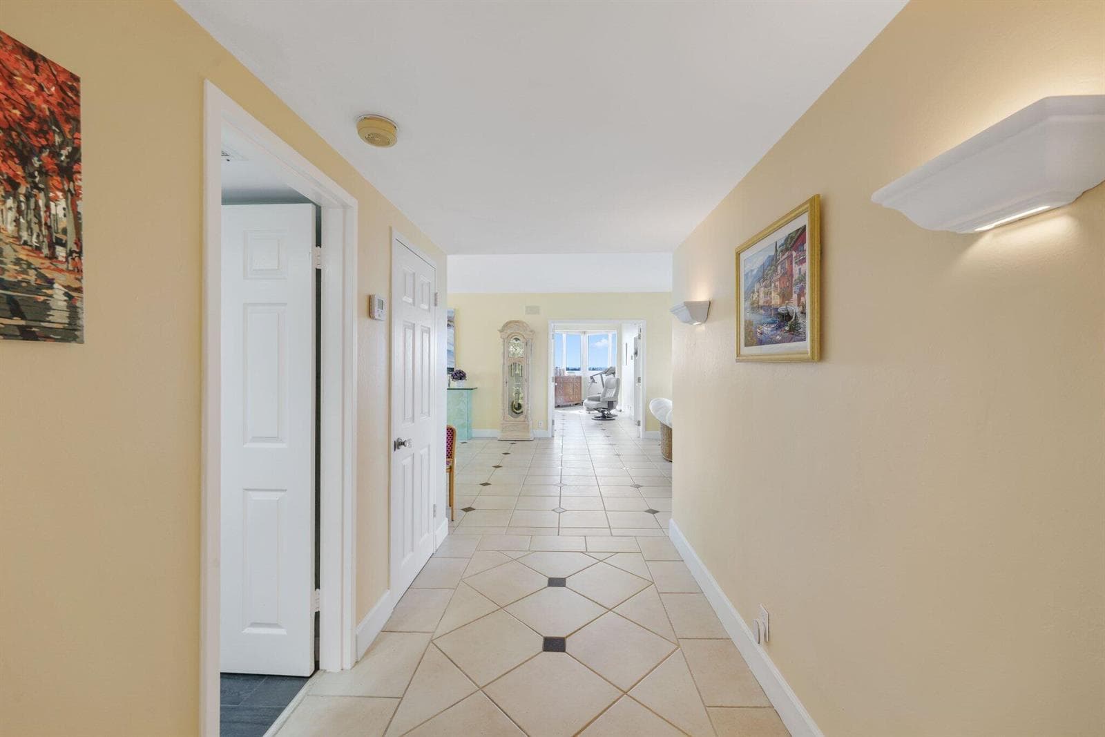 333 SUNSET Drive 501 photo 6
