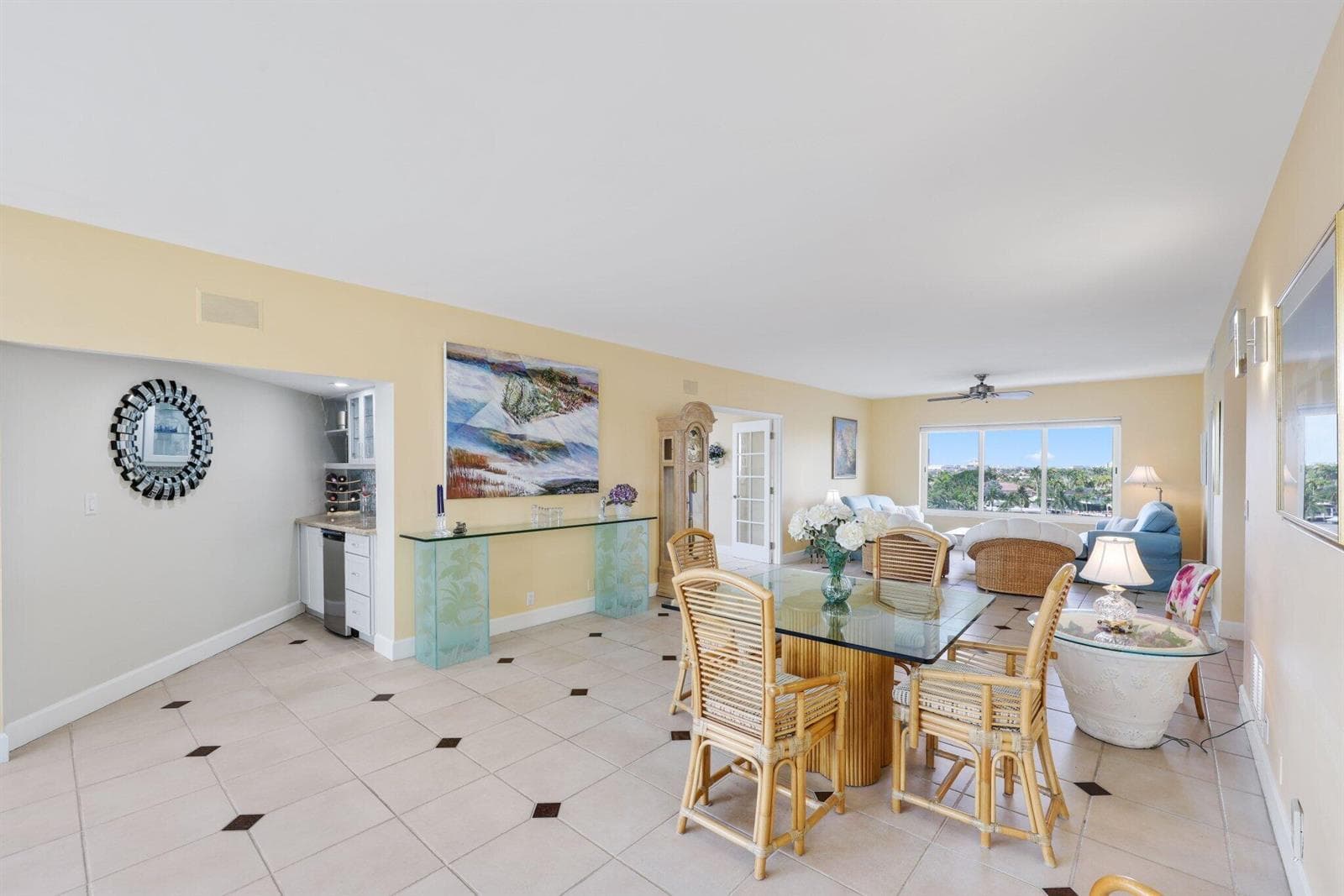 333 SUNSET Drive 501 photo 13