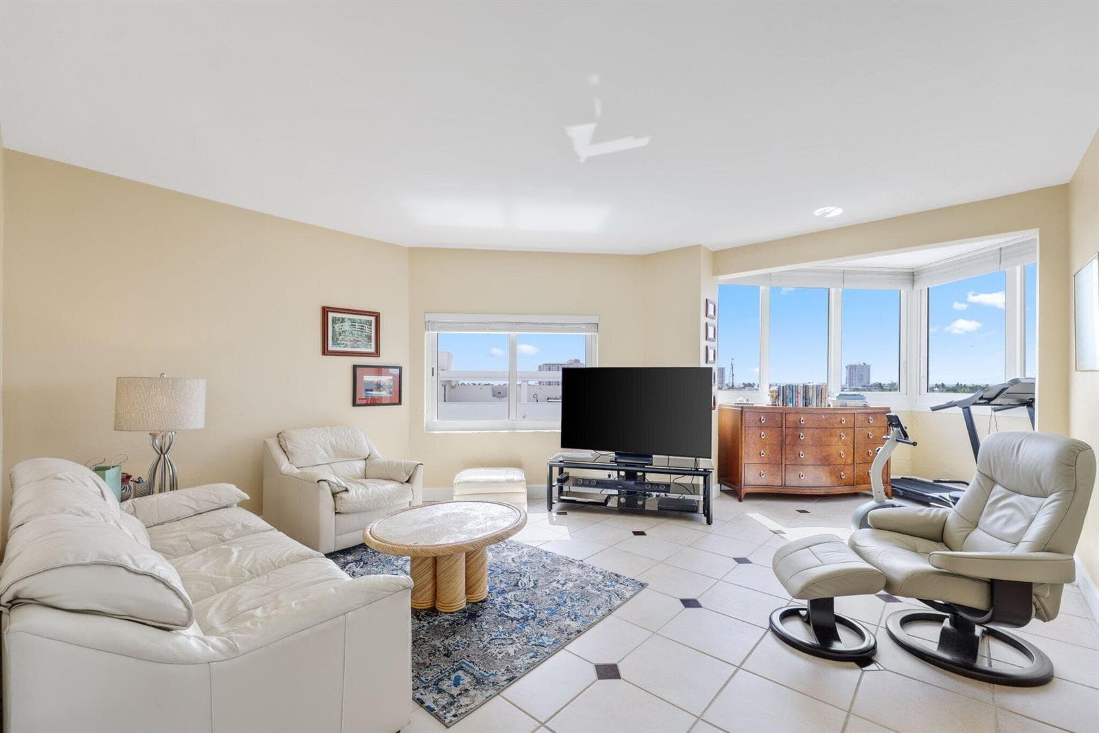 333 SUNSET Drive 501 photo 24