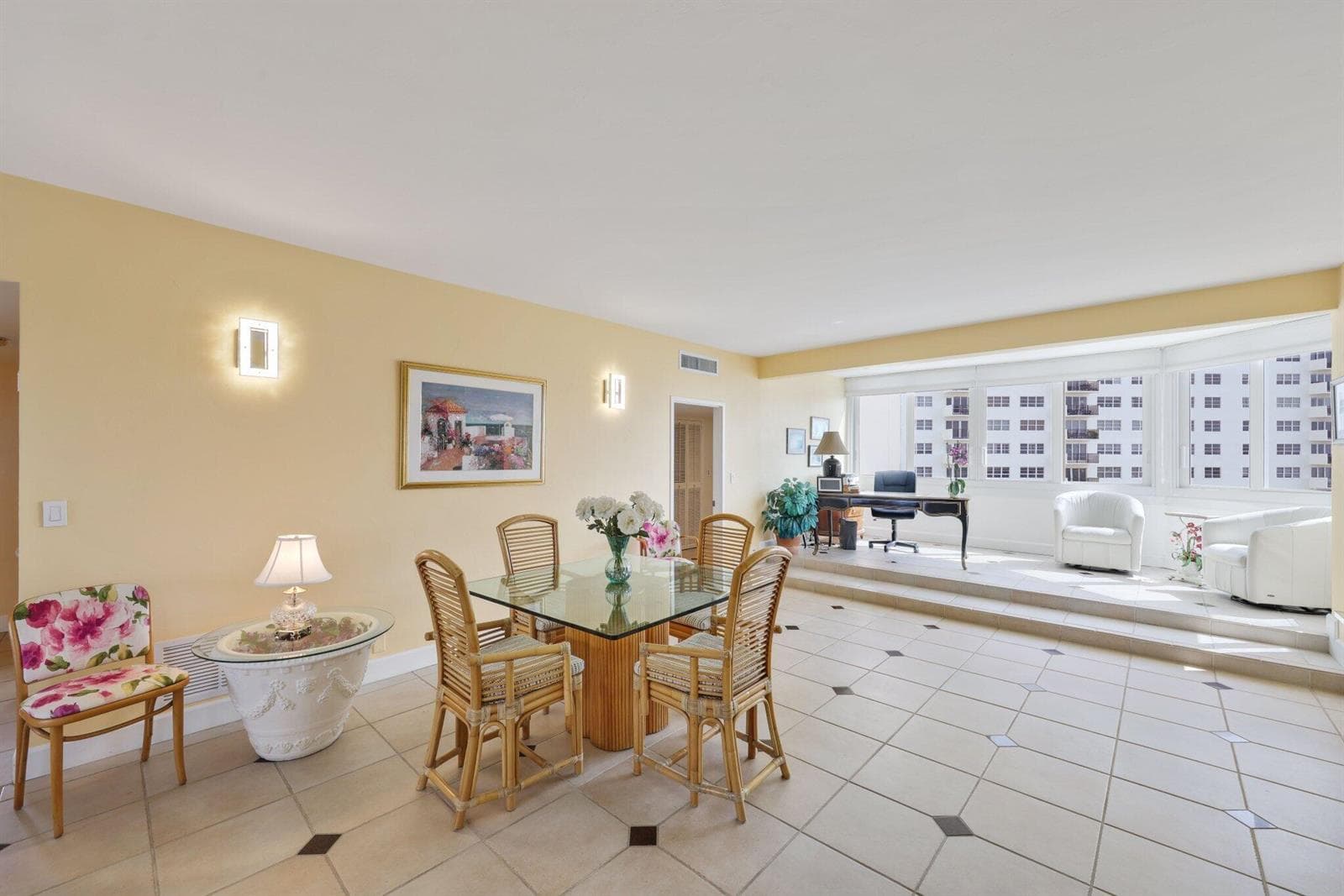 333 SUNSET Drive 501 photo 11