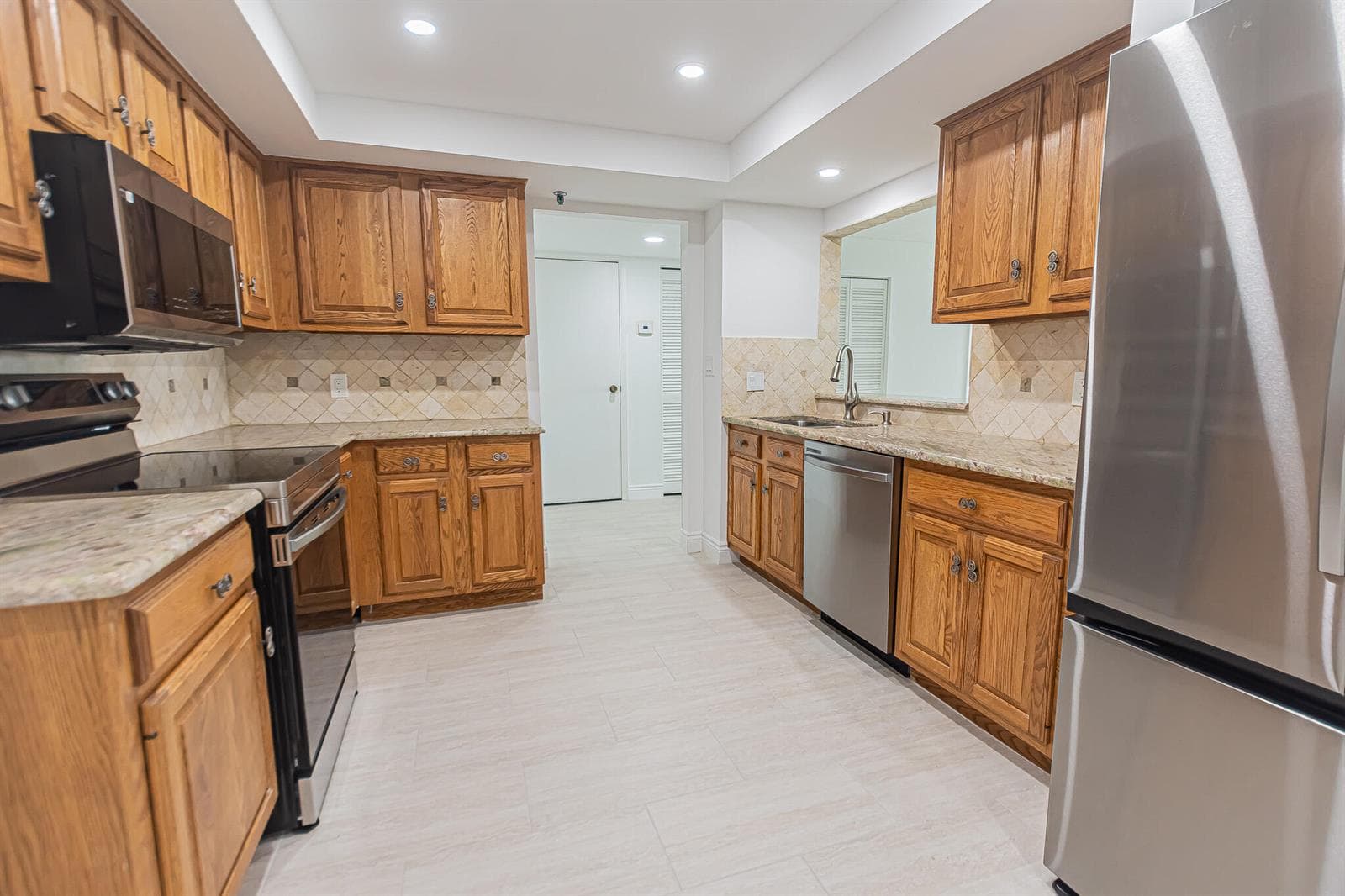 5047 N Hwy A1A #705 photo 2