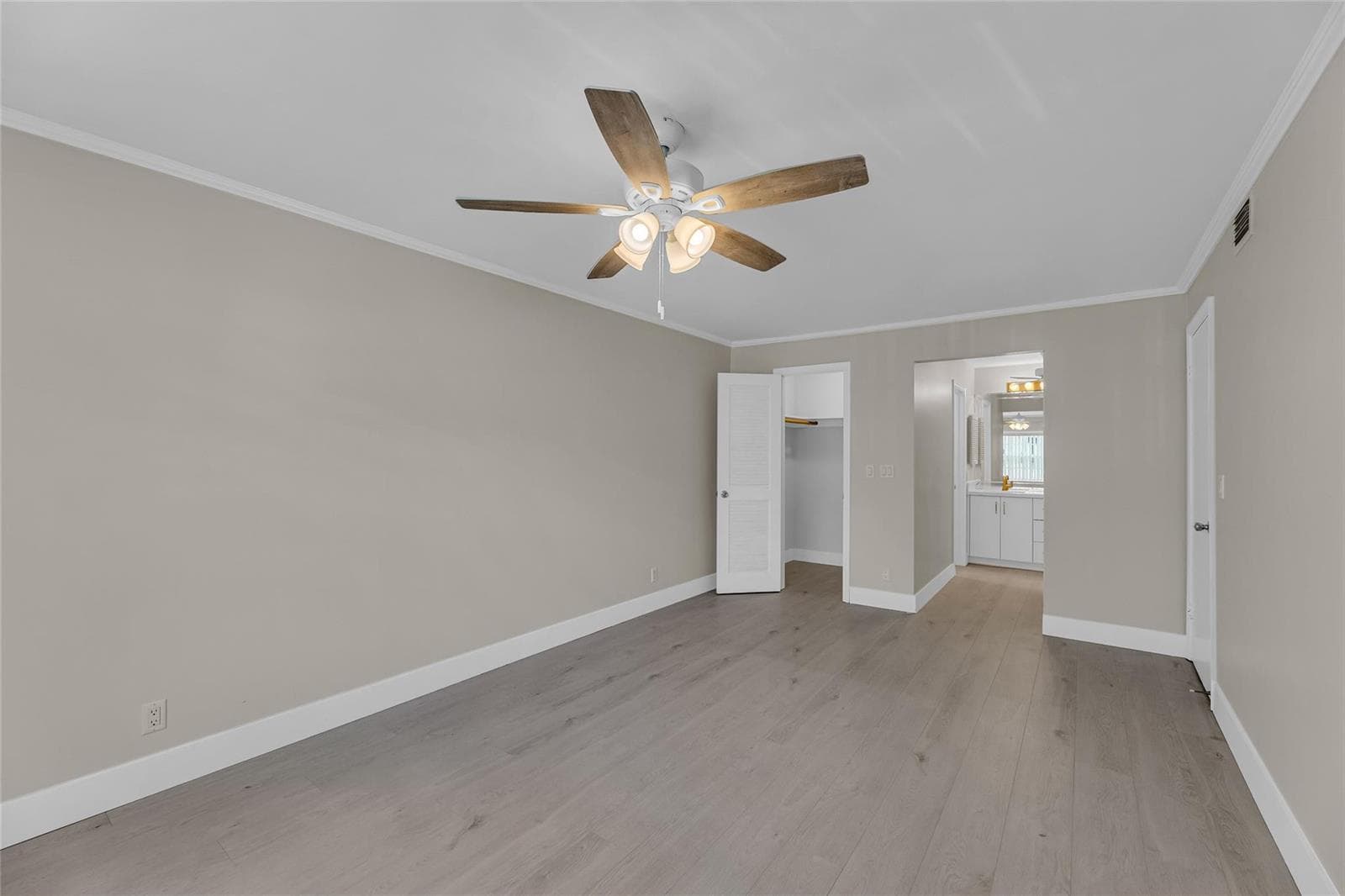 6319 Bay Club Drive 1 photo 13