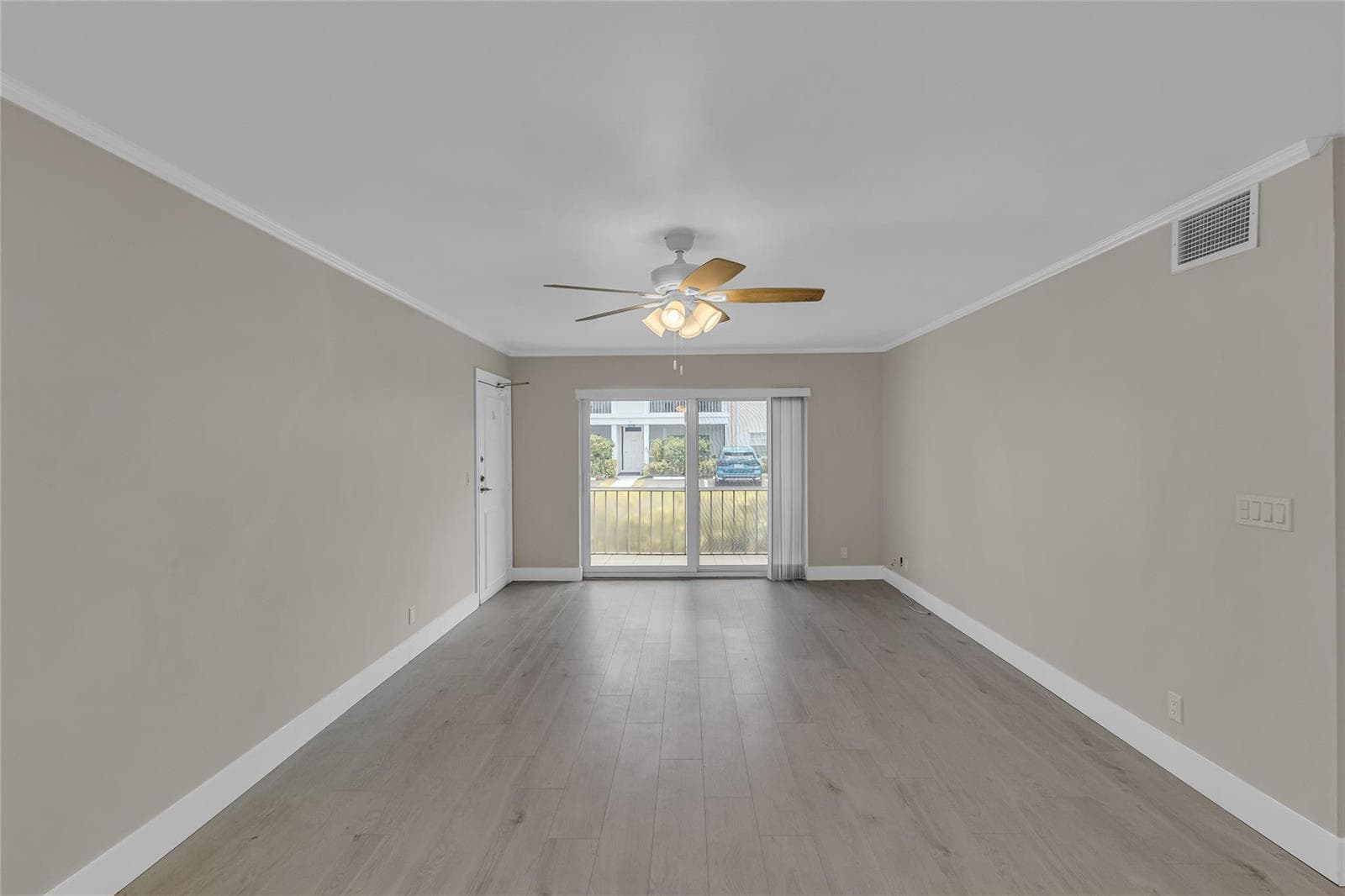6319 Bay Club Drive 1 photo 9