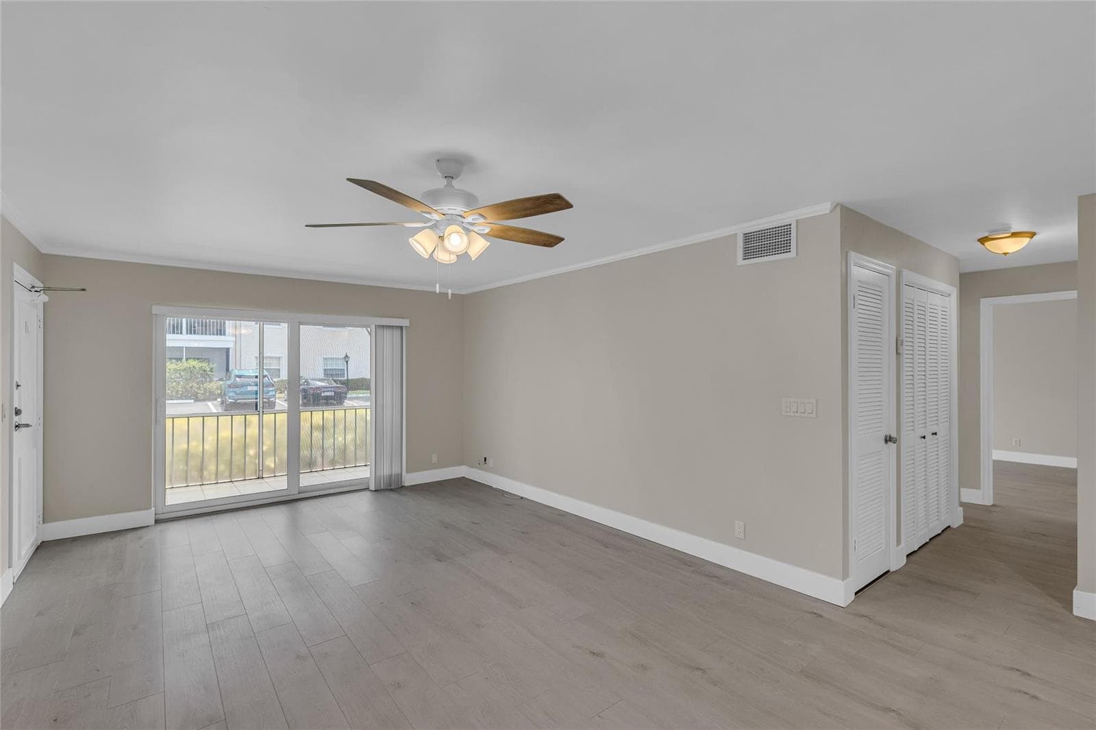 6319 Bay Club Drive 1 photo 10