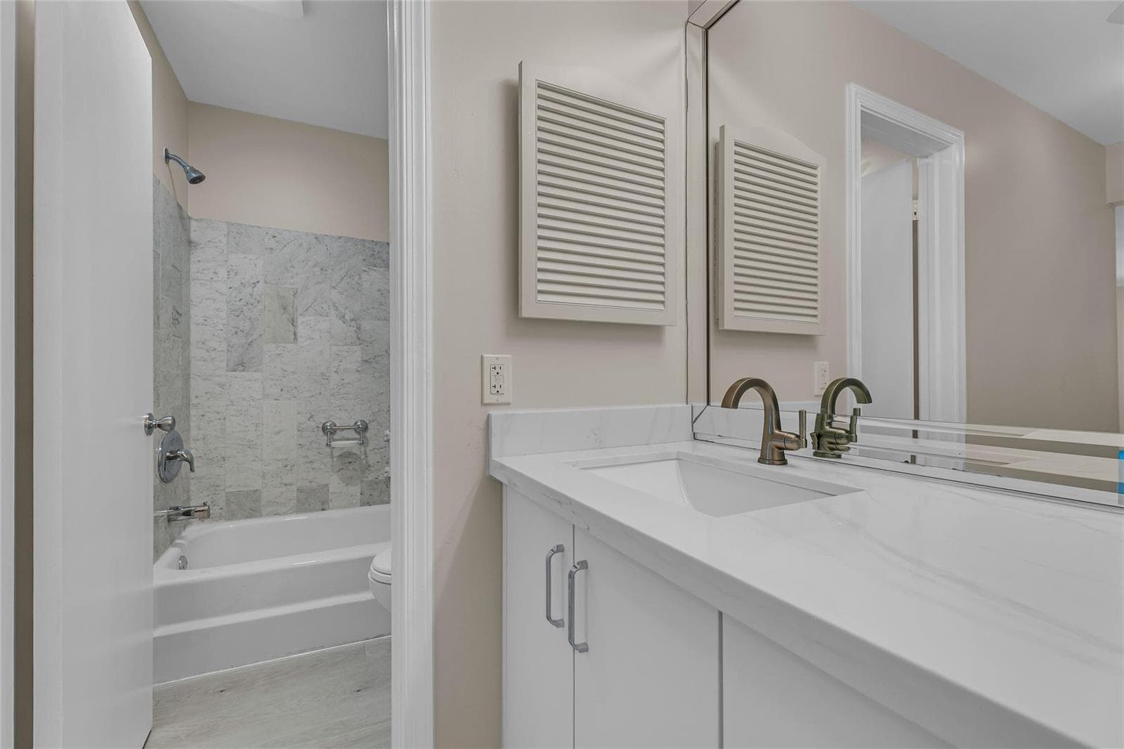 6319 Bay Club Drive 1 photo 15