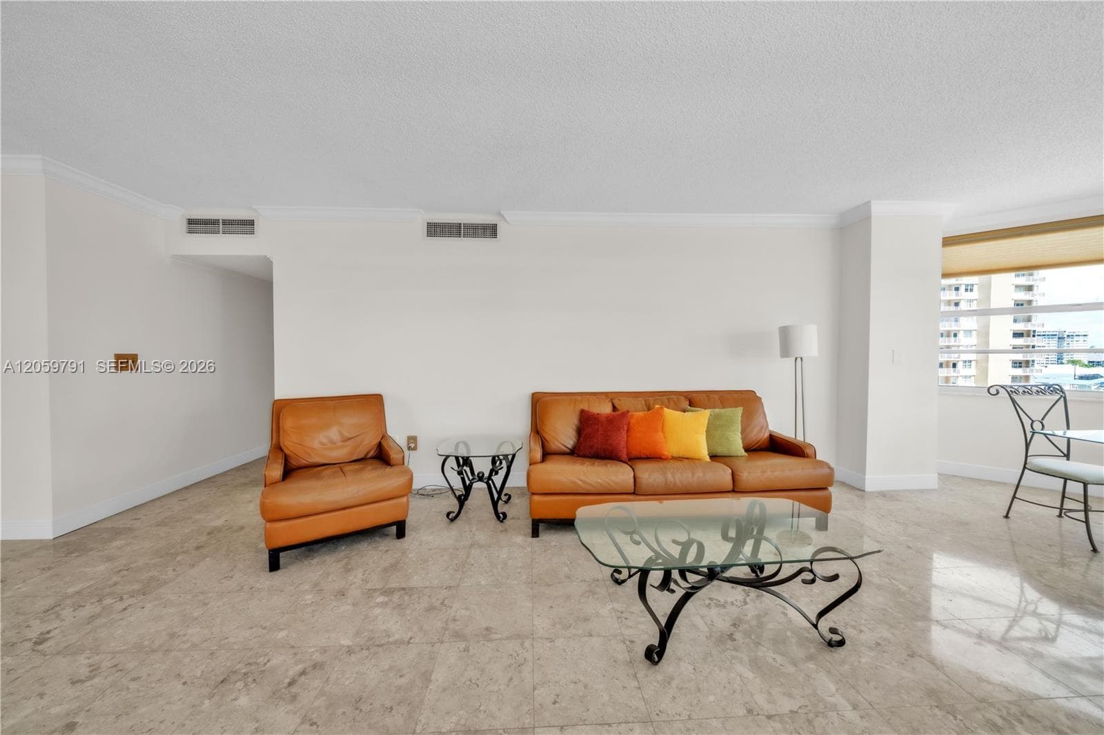 1985 S ocean dr 6p photo 3
