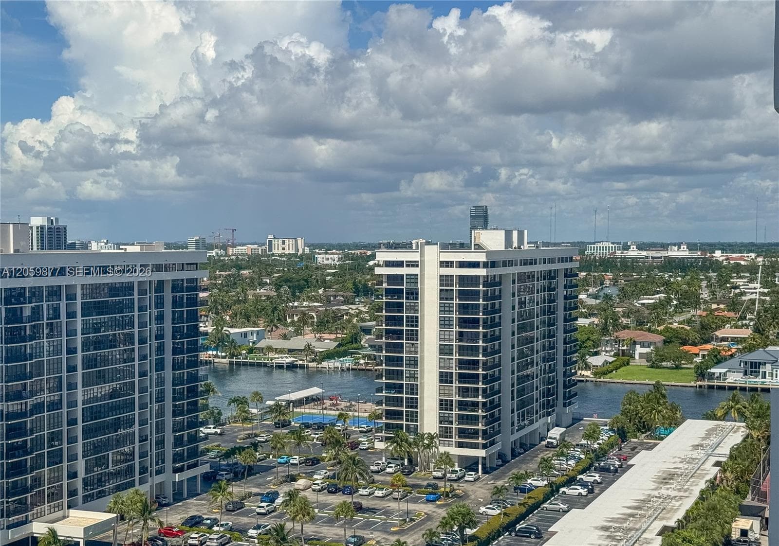 1980 S OCEAN DR 16A photo 1