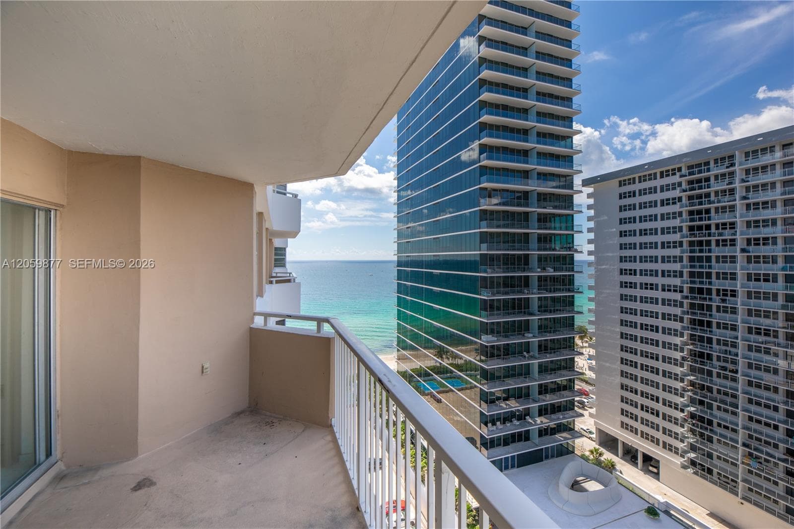 1980 S OCEAN DR 16A photo 8