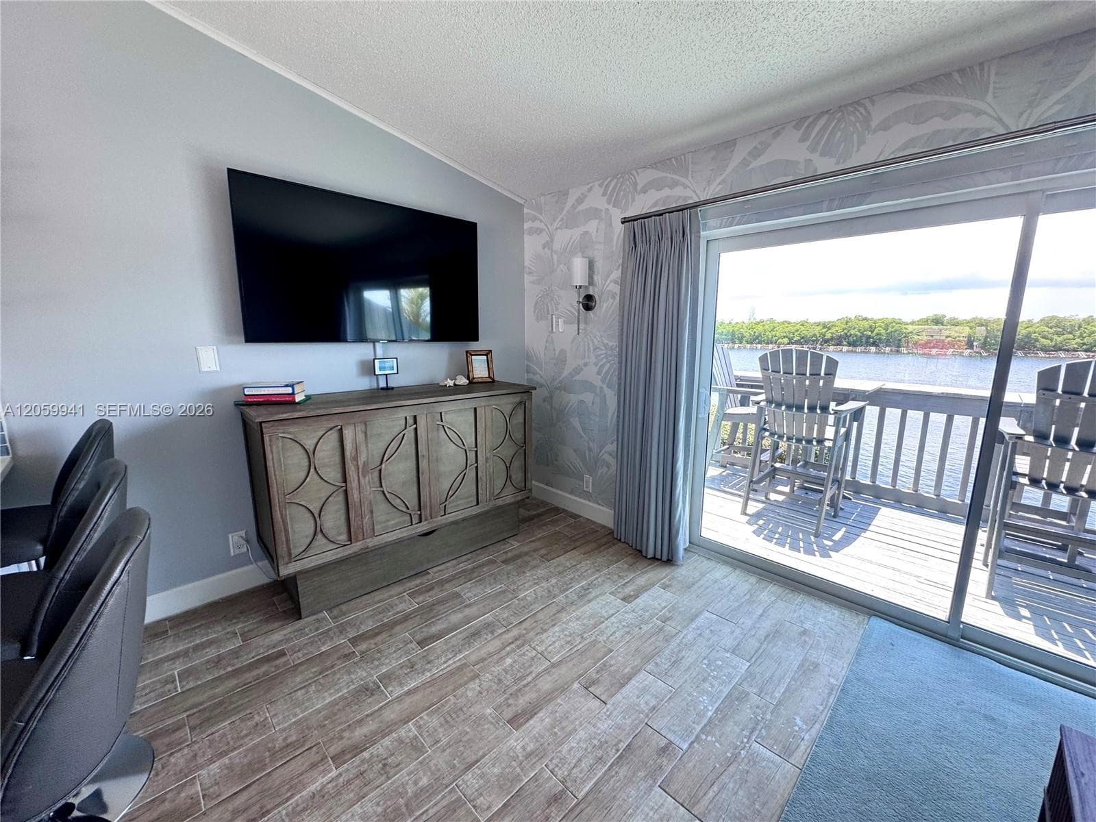 1800 N Ocean Dr 203 photo 16