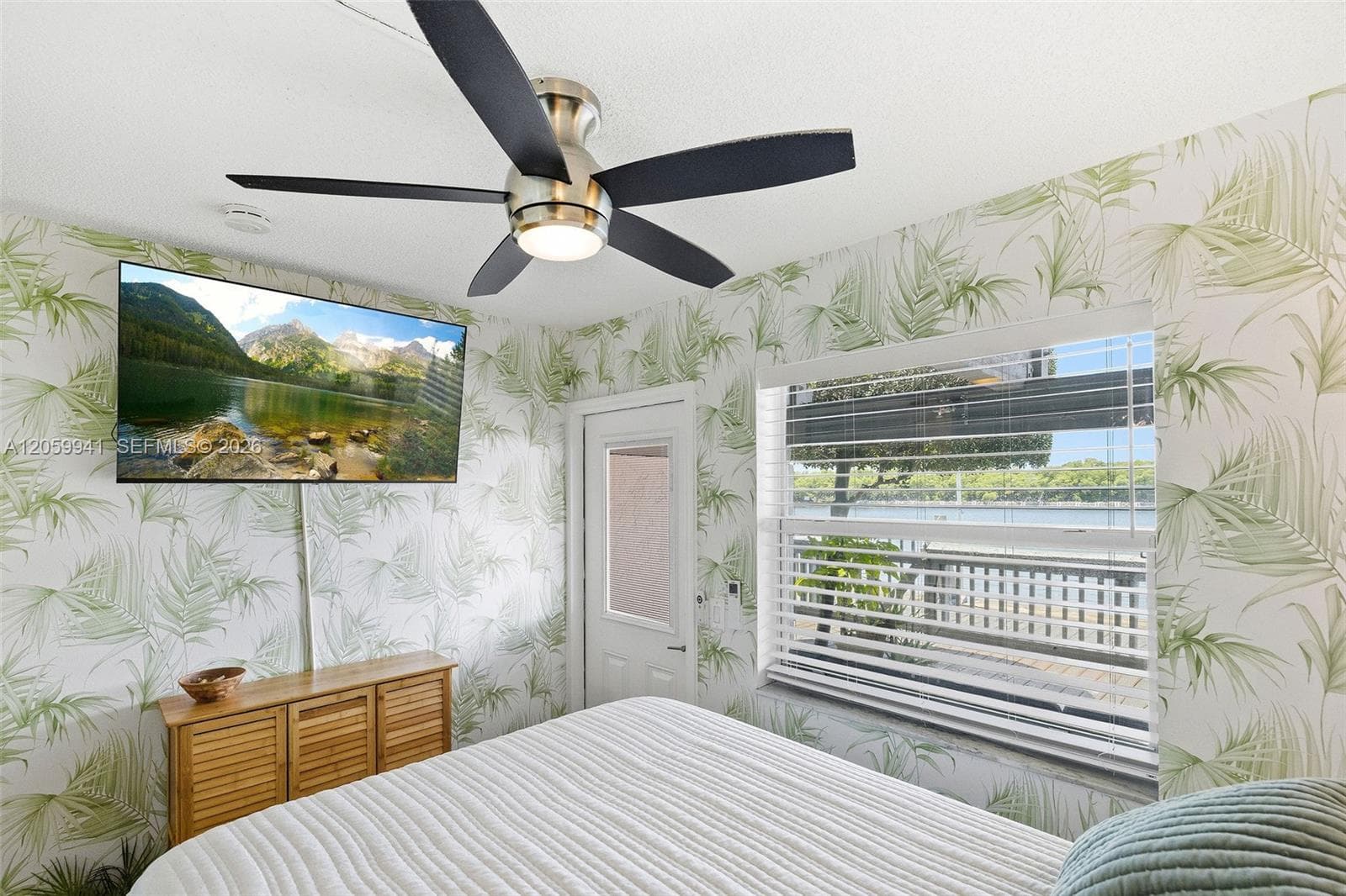 1800 N Ocean Dr 203 photo 22