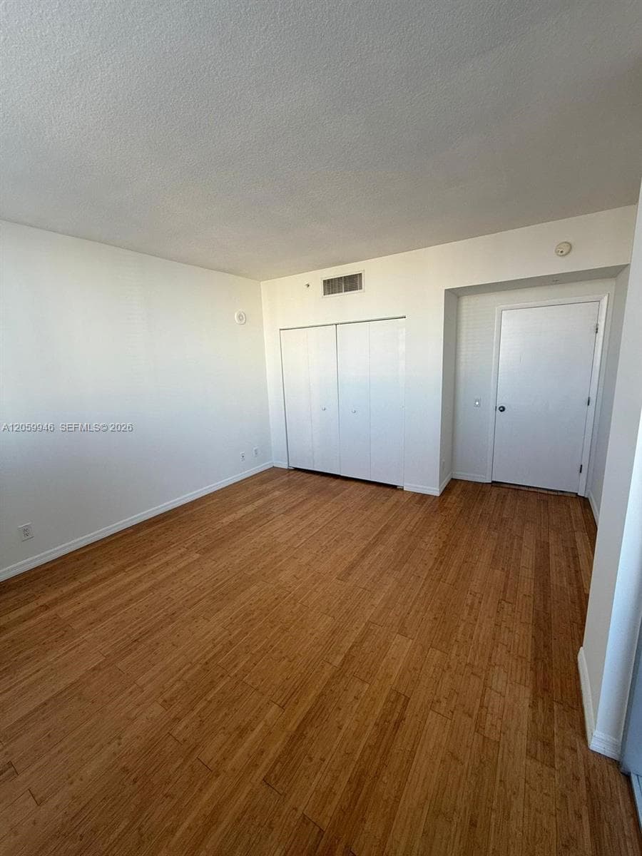 7929 West Dr 802 photo 20