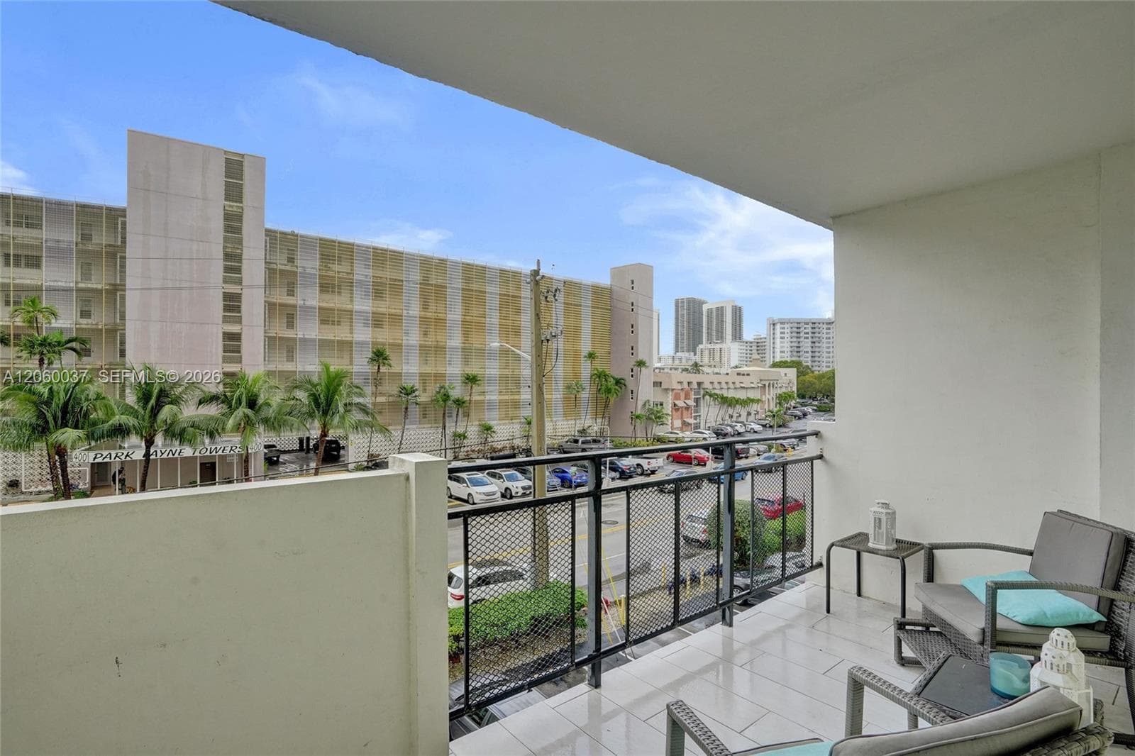 401 Golden Isles Dr 302 photo 16