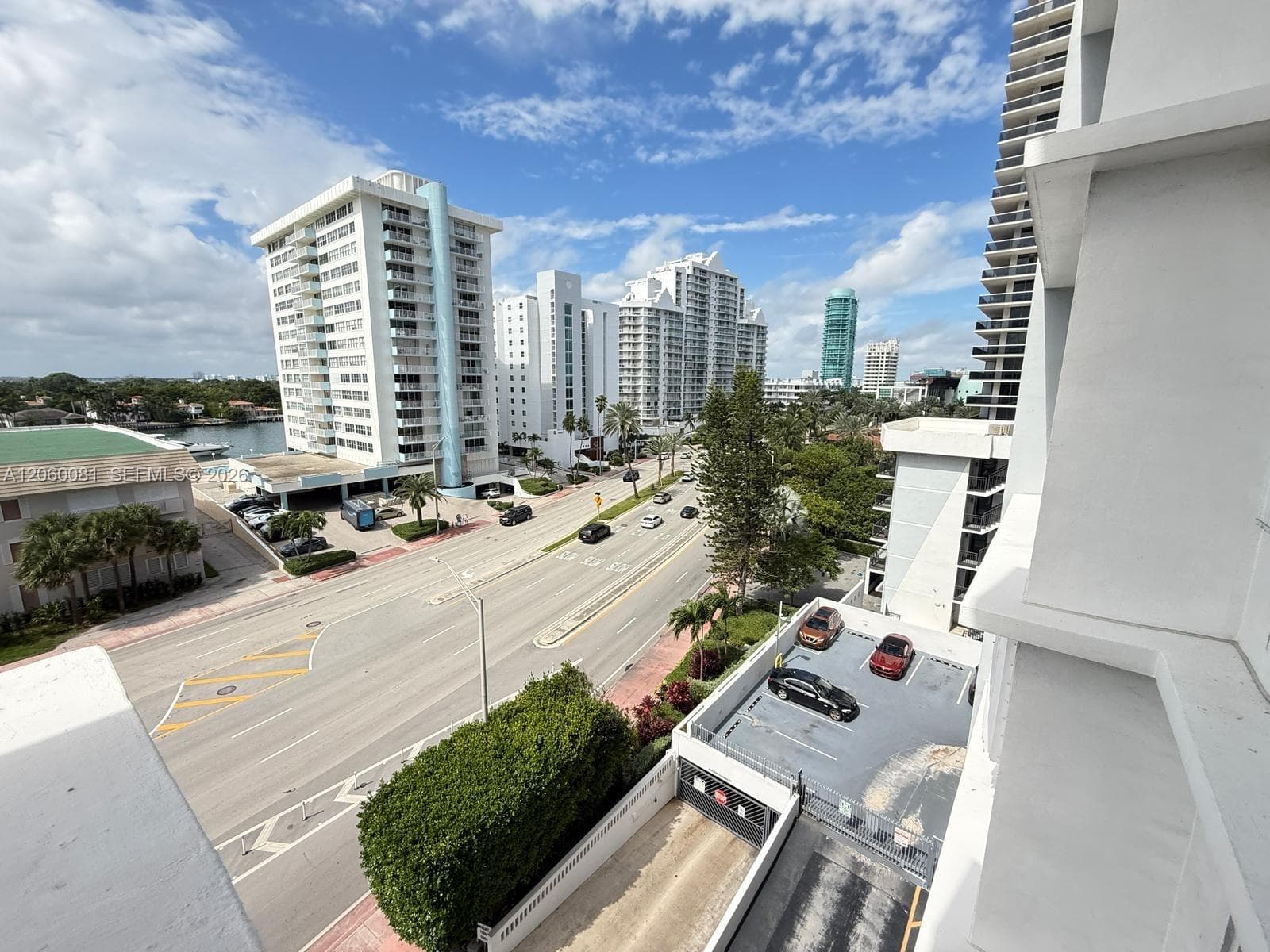 5825 Collins Ave 7B photo 4