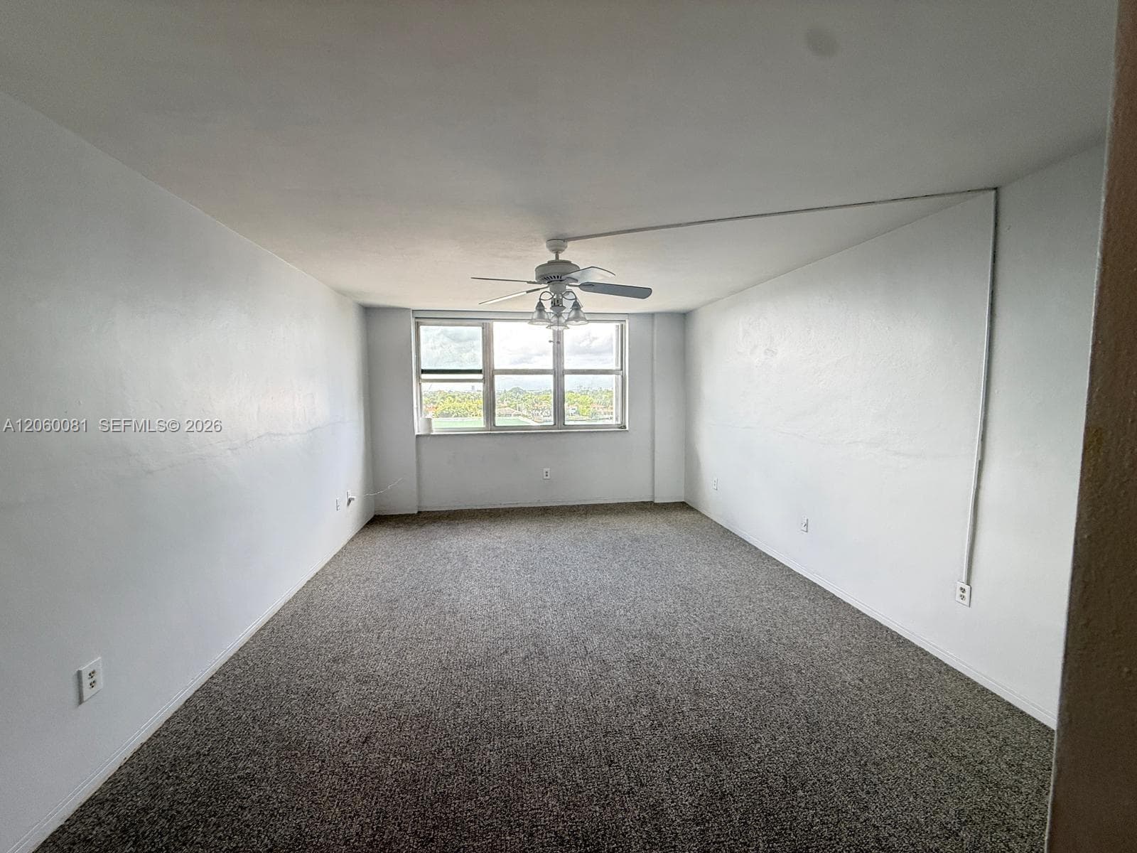 5825 Collins Ave 7B photo 8